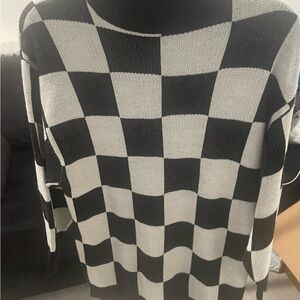 H&M Black and White Checkered Sweater